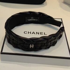 CHANEL Elegant Black Braided Headband